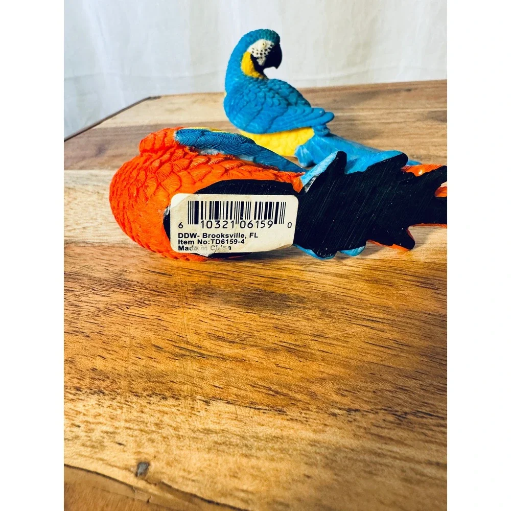 DDW Parrot Figurine Set Multicolor Tropical Macaw Resin Decor 5.5